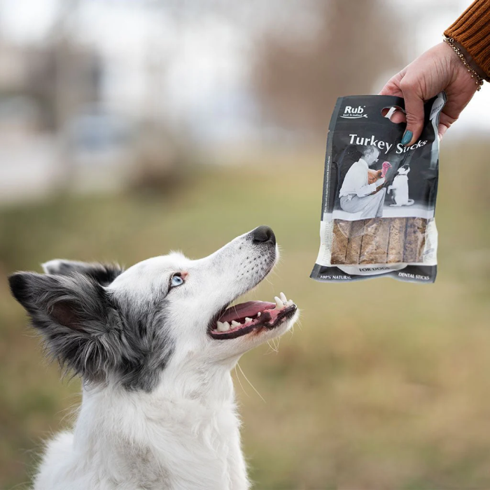 Retorn Turkey Sticks - 100 % Naturlig snack der passer til dit Retorn legetøj til hund, Kalkun, 100g 2x 2cm, EU - Billede 2