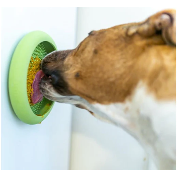 LickiMat Ufo, Slow feeder Skål til hund 100% Naturgummi Ø19x19 cm - Billede 2